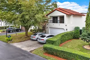 10528 SW 118th Pl, Miami, FL 33186 - Photo 1