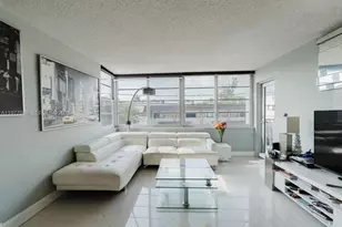 8000 Harding Ave, Miami Beach, FL 33141 - Photo 4