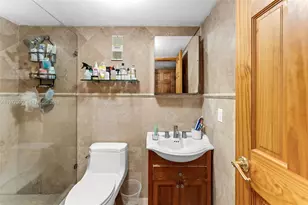 10641 SW 108th Ave, Miami, FL 33176 - Photo 22