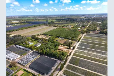 15401 SW 212th St, Miami, FL 33187 - Photo 62