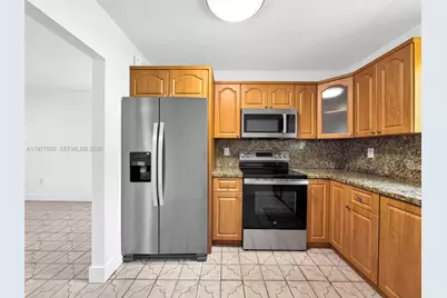 15401 SW 212th St, Miami, FL 33187 - Photo 12