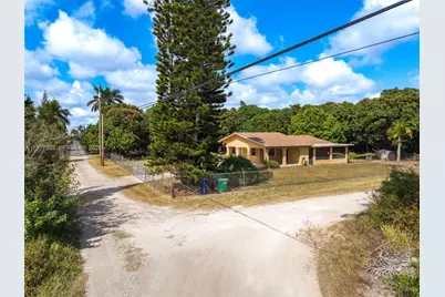 15401 SW 212th St, Miami, FL 33187 - Photo 64