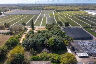 15401 SW 212th St, Miami, FL 33187 - Photo 52