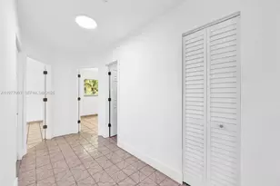 15401 SW 212th St, Miami, FL 33187 - Photo 16