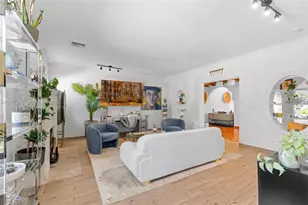 1028 NE 84th St, Miami, FL 33138 - Photo 8