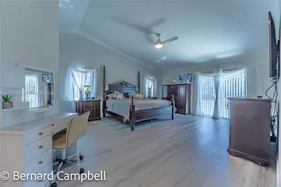 1210 NW 193rd Ave, Pembroke Pines, FL 33029 - Photo 20