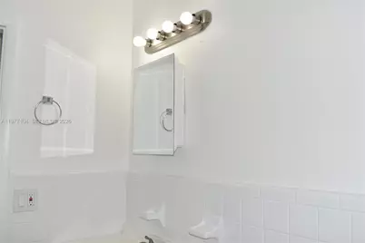 16851 NE 21st Ave #14, North Miami Beach, FL 33162 - Photo 12