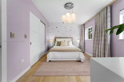 2887 Pine Tree Dr, Miami Beach, FL 33140 - Photo 32