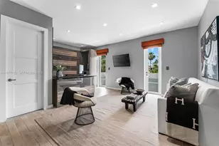 2887 Pine Tree Dr, Miami Beach, FL 33140 - Photo 26