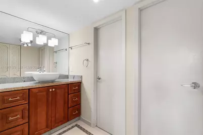 3401 N Country Club Dr #510, Aventura, FL 33180 - Photo 10