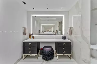 1000 S Pointe Dr #1503, Miami Beach, FL 33139 - Photo 14