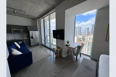 151 SE 1st St #2406, Miami, FL 33131 - Photo 2