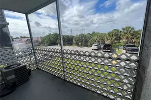 3710 NW 21st St, Lauderdale Lakes, FL 33311 - Photo 18