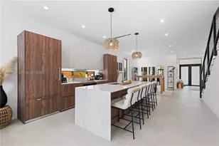 3047 Elizabeth St, Miami, FL 33133 - Photo 12