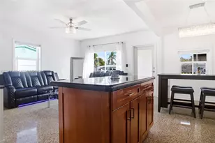 1455 NE 180th St, North Miami Beach, FL 33162 - Photo 14
