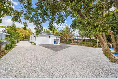 250 NW 98th St, Miami, FL 33150 - Photo 28