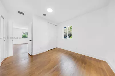250 NW 98th St, Miami, FL 33150 - Photo 24