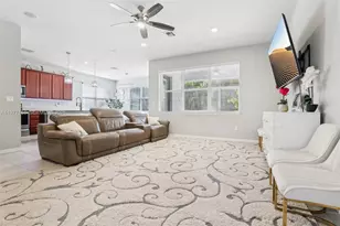 1402 Myrtle Oak Ter, Hollywood, FL 33021 - Photo 6
