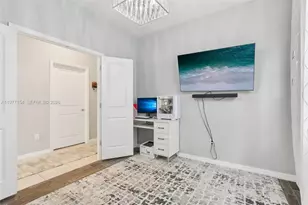 1402 Myrtle Oak Ter, Hollywood, FL 33021 - Photo 20