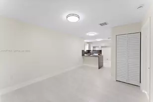 1171 NW 66th St, Miami, FL 33150 - Photo 4