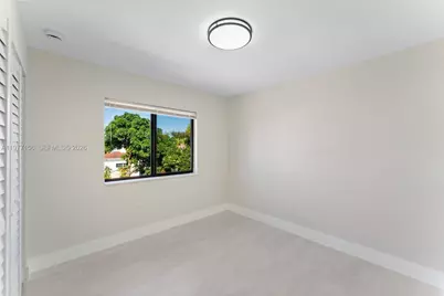 1171 NW 66th St, Miami, FL 33150 - Photo 28