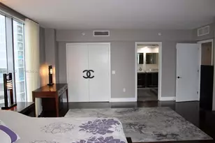 31 SE 6th St, Miami, FL 33131 - Photo 10