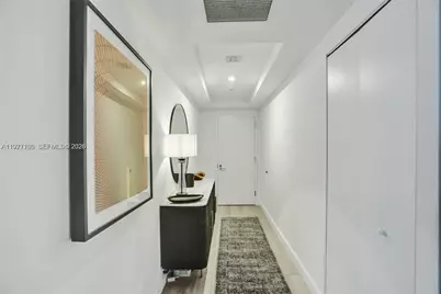 45 SW 9th St #2001, Miami, FL 33130 - Photo 30