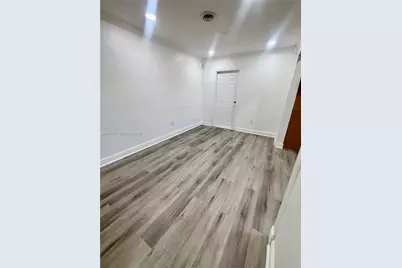 7910 NW 12th St, Pembroke Pines, FL 33024 - Photo 18