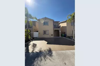 7664 NW 182nd Ter #105, Hialeah, FL 33015 - Photo 1