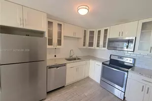 5750 Collins Ave, Miami Beach, FL 33140 - Photo 12