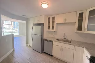 5750 Collins Ave, Miami Beach, FL 33140 - Photo 16