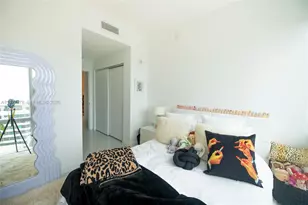 851 NE 1st Ave, Miami, FL 33132 - Photo 10