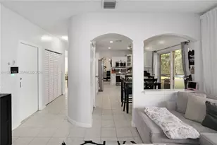 2232 SW 120th Ave, Miramar, FL 33025 - Photo 10