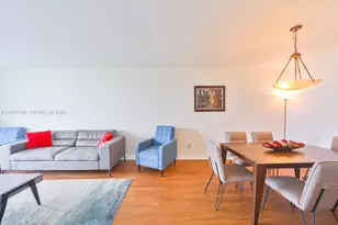 19370 Collins Ave, Sunny Isles Beach, FL 33160 - Photo 10