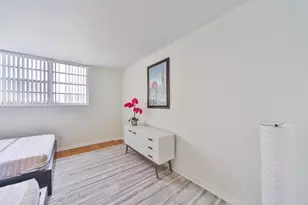 19370 Collins Ave, Sunny Isles Beach, FL 33160 - Photo 8