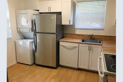 11216 SW 12th St #203, Pembroke Pines, FL 33025 - Photo 4