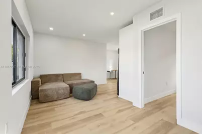 700 NE 87th St, Miami, FL 33138 - Photo 30