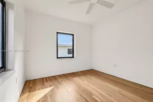 700 NE 87th St, Miami, FL 33138 - Photo 18