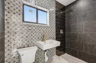 700 NE 87th St, Miami, FL 33138 - Photo 26