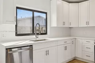 700 NE 87th St, Miami, FL 33138 - Photo 36