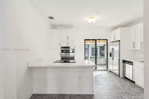 700 NE 87th St, Miami, FL 33138 - Photo 10