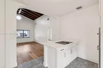 700 NE 87th St, Miami, FL 33138 - Photo 14