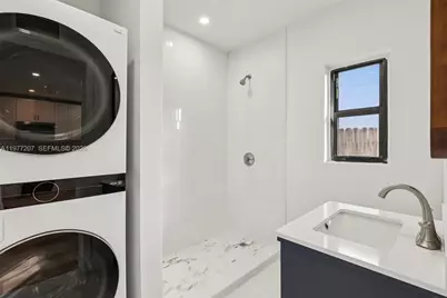 700 NE 87th St, Miami, FL 33138 - Photo 40