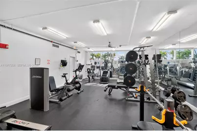 2655 Collins Ave #1407, Miami Beach, FL 33140 - Photo 46