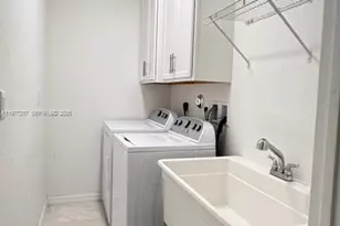 6280 SW 47th Ct, Davie, FL 33314 - Photo 2