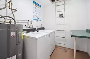 9410 Tangerine Pl, Davie, FL 33324 - Photo 20