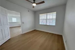 201 Belmont Ln, North Lauderdale, FL 33068 - Photo 10