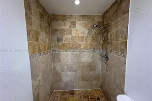 1533 S Liberty Ave, Homestead, FL 33034 - Photo 14