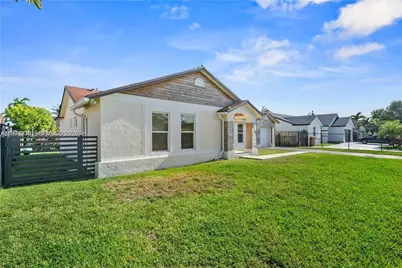 13752 SW 285th St, Homestead, FL 33033 - Photo 2