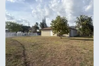 15121 SW 106th Ave, Miami, FL 33176 - Photo 22
